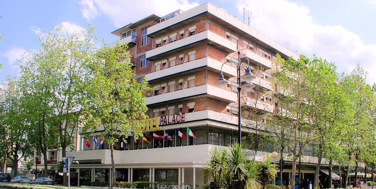 Hotel Palace Cesenatico Exterior photo